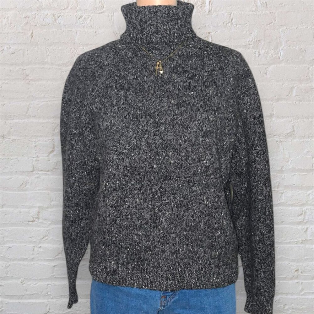 Vintage Gap Charcoal Gray 100% Wool Turtleneck Sweater - Size M
